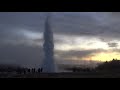 ► Islande - Champ géothermique de Geysir (Geysir and Strokkur hot springs)