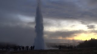 ► Islande - Champ Géothermique De Geysir (Geysir And Strokkur Hot Springs)