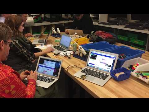 Two-way radio with the micro:bit!