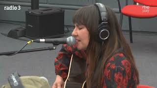 AMARAL: Ahí Estás en Acústico para El Típico Programa.