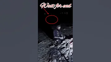 Short Video Viral Shamshan Ghat Mein Aghori Haddi Khate Hue 