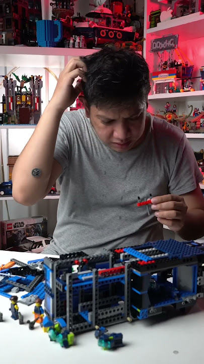 Kalian pernah ga pas ngerakit Lego eh ga ketemu ketemu part nya 😂😂 padahal kan di