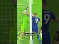 When This Goalkeeper Jumped to catch the Ball 🤯