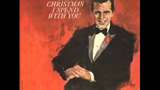 Watch Robert Goulet White Christmas video