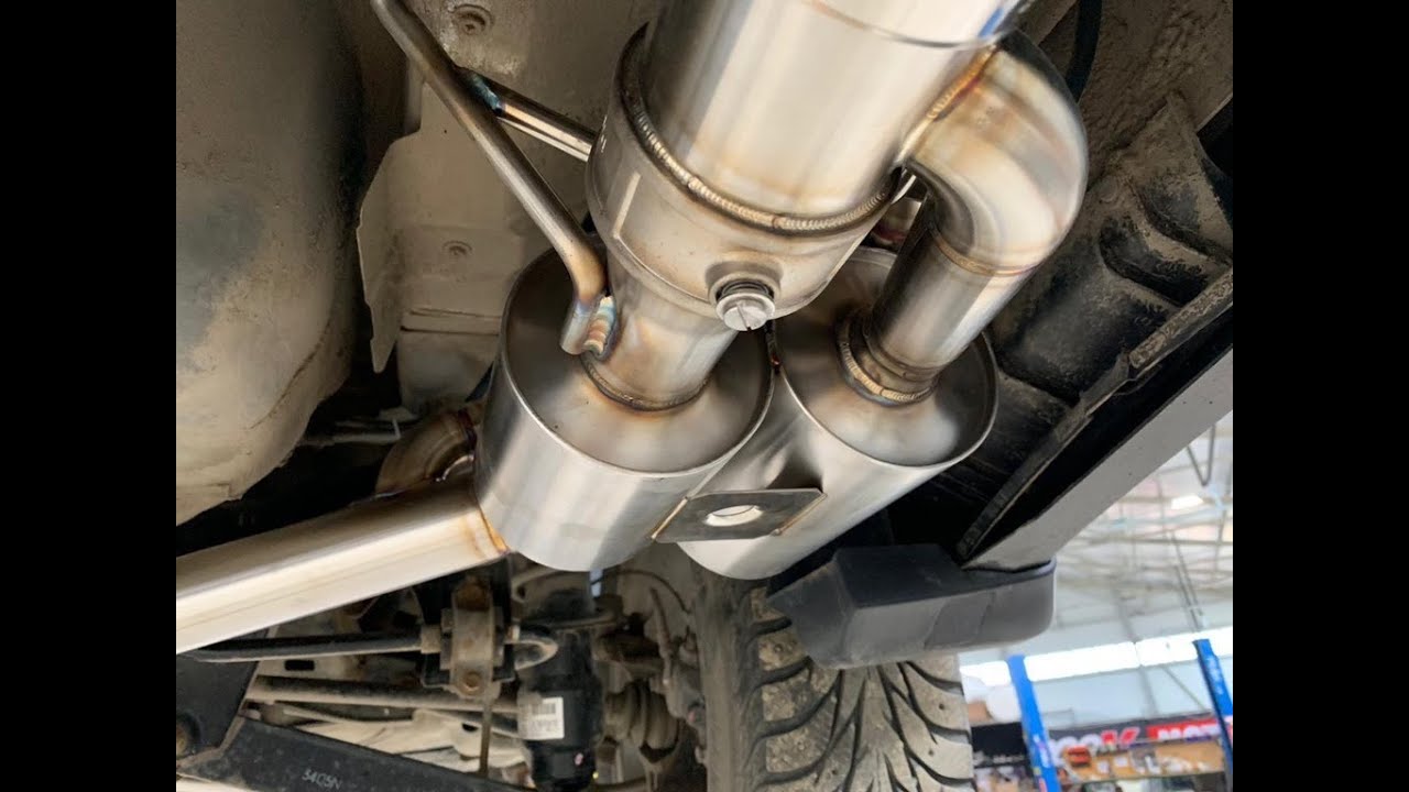 Subaru Outback 3.6 Valved Exhaust - YouTube