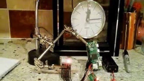 PiZero running from two AA Cells (3.0V)