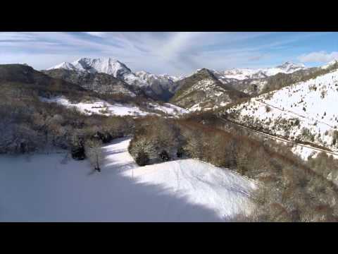 Invierno en el Valle de Sajambre a vista de drone