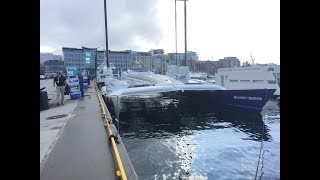 World’s First Hydrogen Boat - Energy Observer