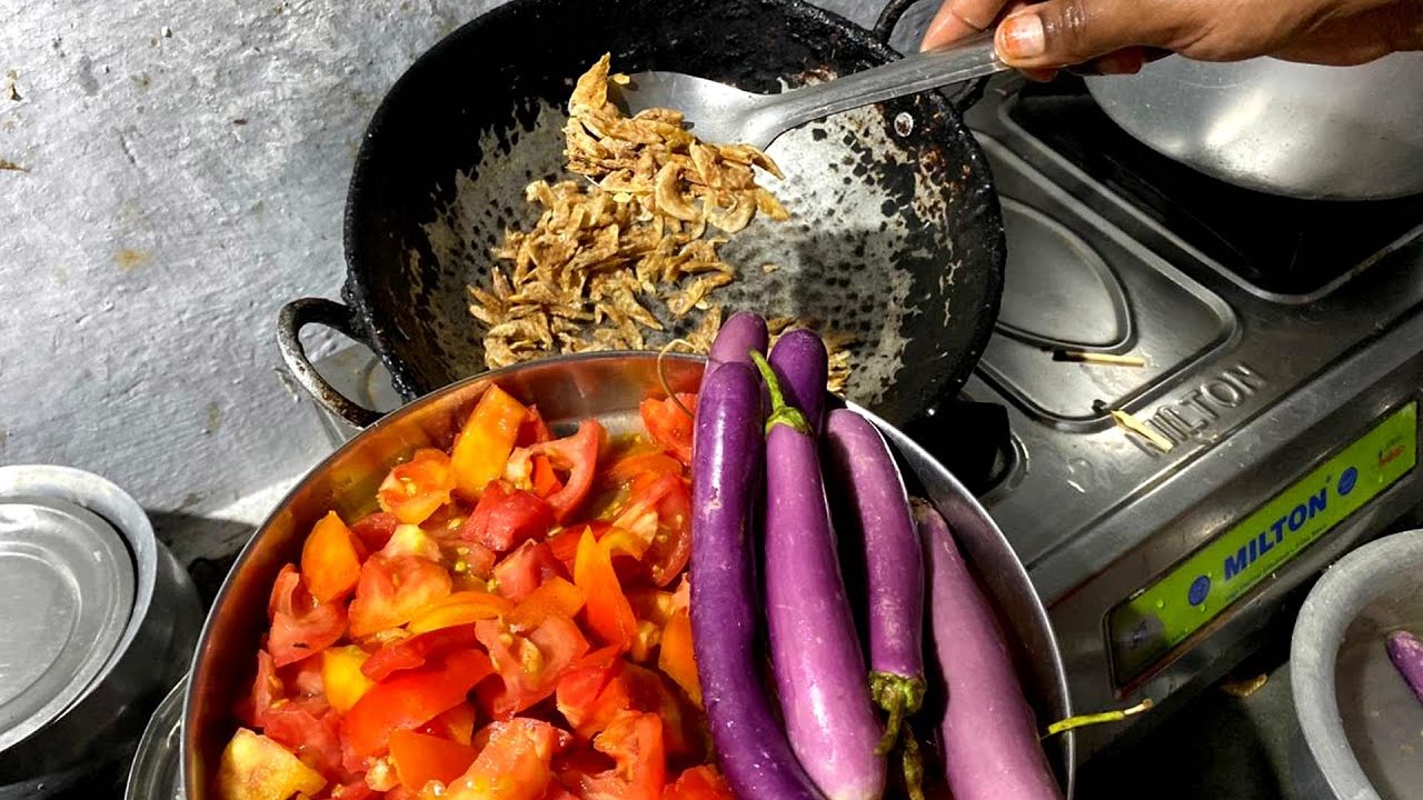 ఎండి రొయ్యలు వంకాయ టమాట... అదిరిపోయే రుచి || Dry Prawns Brinjal Tomato Curry Recipe in Telugu