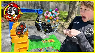 Hot Wheels Monster Trucks Arena Smashers UNBOXING  Rhinomite Chargin' Challenge WITH TONS OF ORBEEZ