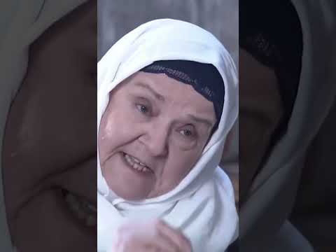 جوزي بدو المارد يجوزو بنت شقرا وعيونها خضر خصرا ميال وانا عم قول لو المارد يلاقيها كان تجوزها هوي