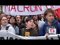 Французская молодежь возглавила протесты против пенсионной реформы. Почему?
