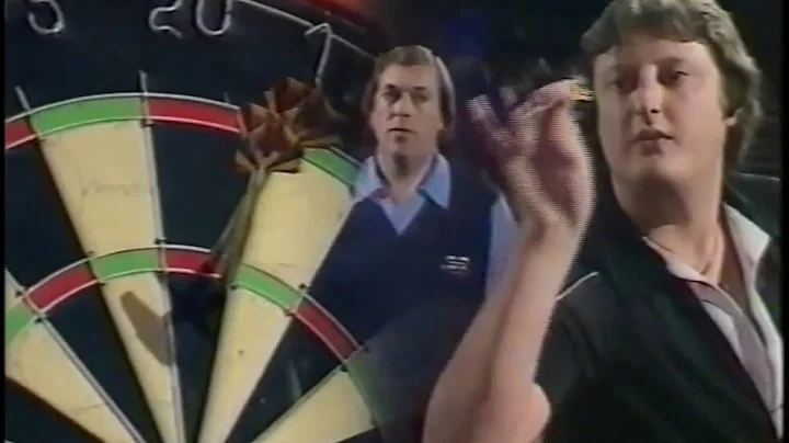 Eric Bristow vs John Lowe 1981 Winmau World Master...