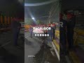 Fuerte choque en puente de Tlalpan deja auto destrozado