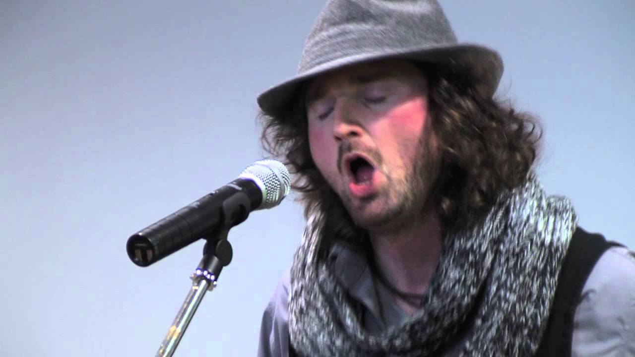 Walking in the Air - Ragsy | SwooshTV