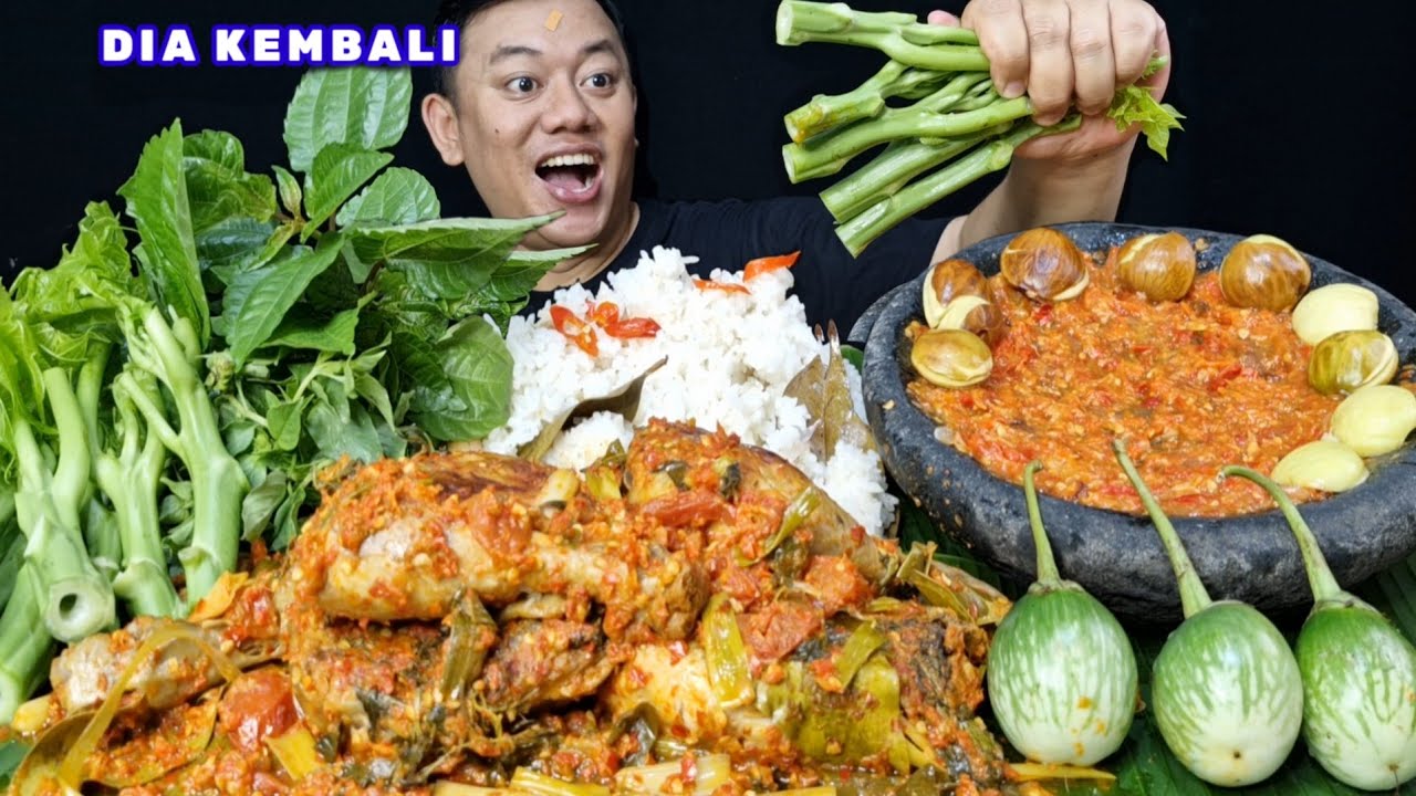 SENANGNYA MAKAN ENAK 1 KILO AYAM PEDAS LADA HITAM NASI LIWET LALAPAN JENGKOL MENTAH SAMBEL TERASI