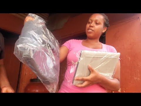 THE MOTHER OF FIVE BIG DAUGHTER ARIANNA RECEIVES HER LAPTOP AND MORE DONATIONS FOR BACK TO SCHOOL