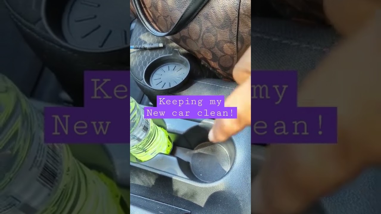 Поддерживайте чистоту в подстаканнике автомобиля! 