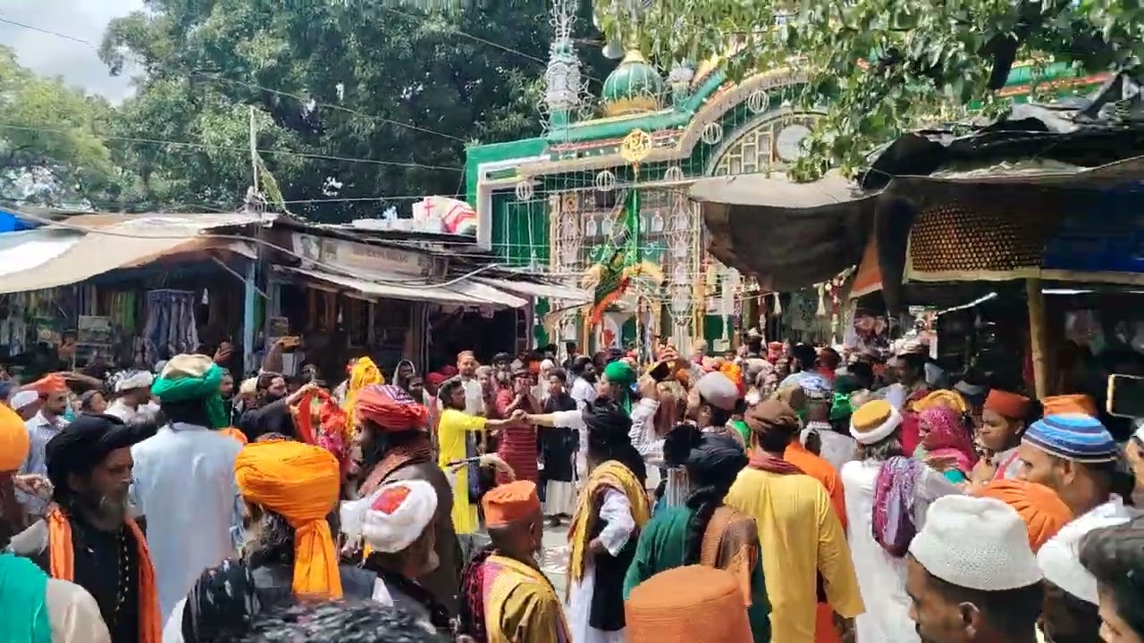 Dargah Hazrat Sabir piya / piran kaliyar sharif / mast Malang dhamal 