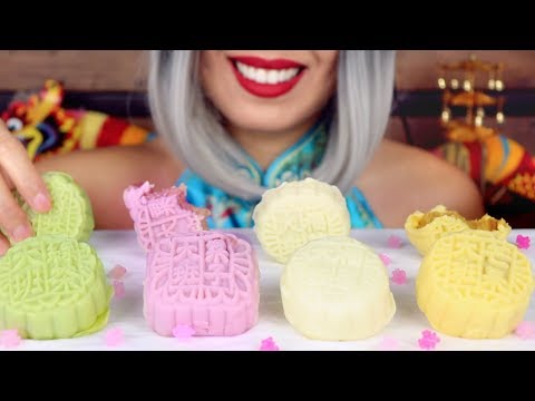 Video ASMR Eating Chinese Snowskin Mooncakes 冰皮月餅 | Bánh... - youtube