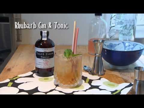 how-to-make-a-rhubarb-gin-&-tonic