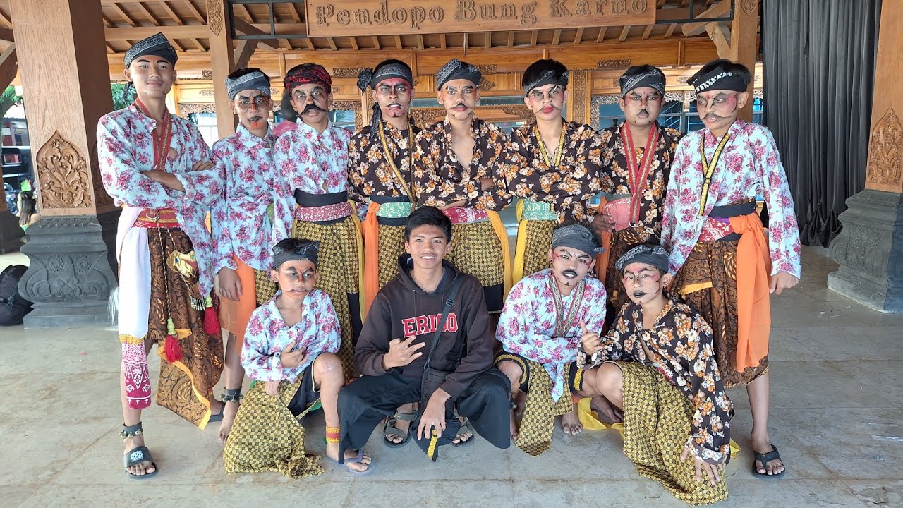 SAMPAI NJEPAT KLASIK NKB(NEW KRIDHO BUWONO) BUGEL LIVE ACARA BAWASLU, DEPAN DPRD SALATIGA