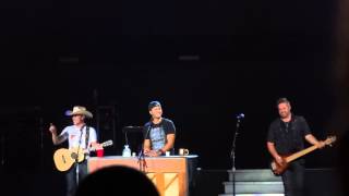 Luke Bryan, Randy Houser, & Dustin Lynch Goofing Around