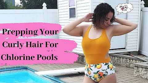 Prepara tu cabello rizado para las piscinas con cloro