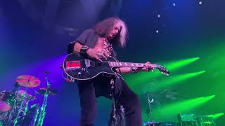 Download Lagu Aerosmith - “Livin' On The Edge” - DEUCES ARE WILD, Dolby Live at Park MGM, Las Vegas 2022-09-23 MP3