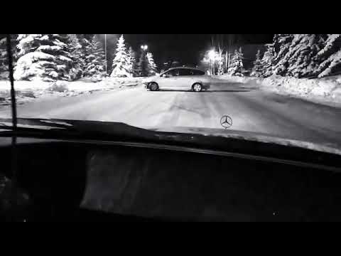 Играть в мерседес