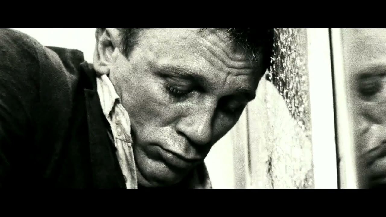 lucky68 Casino Royale -Bond Kills Man in Toilet -James Bond -007 -Daniel Craig