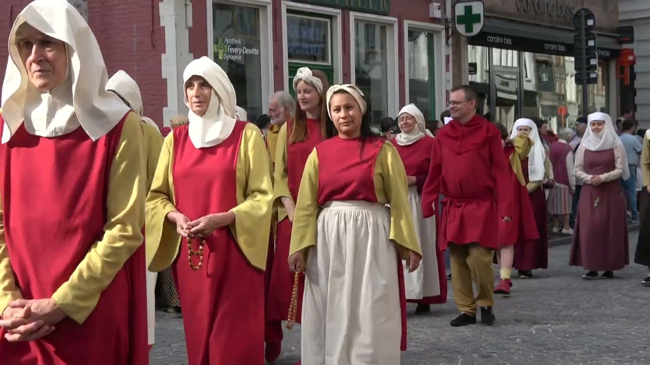 Brugge 15 augustus 2025 Processie van Blindekens, beter bekend als 