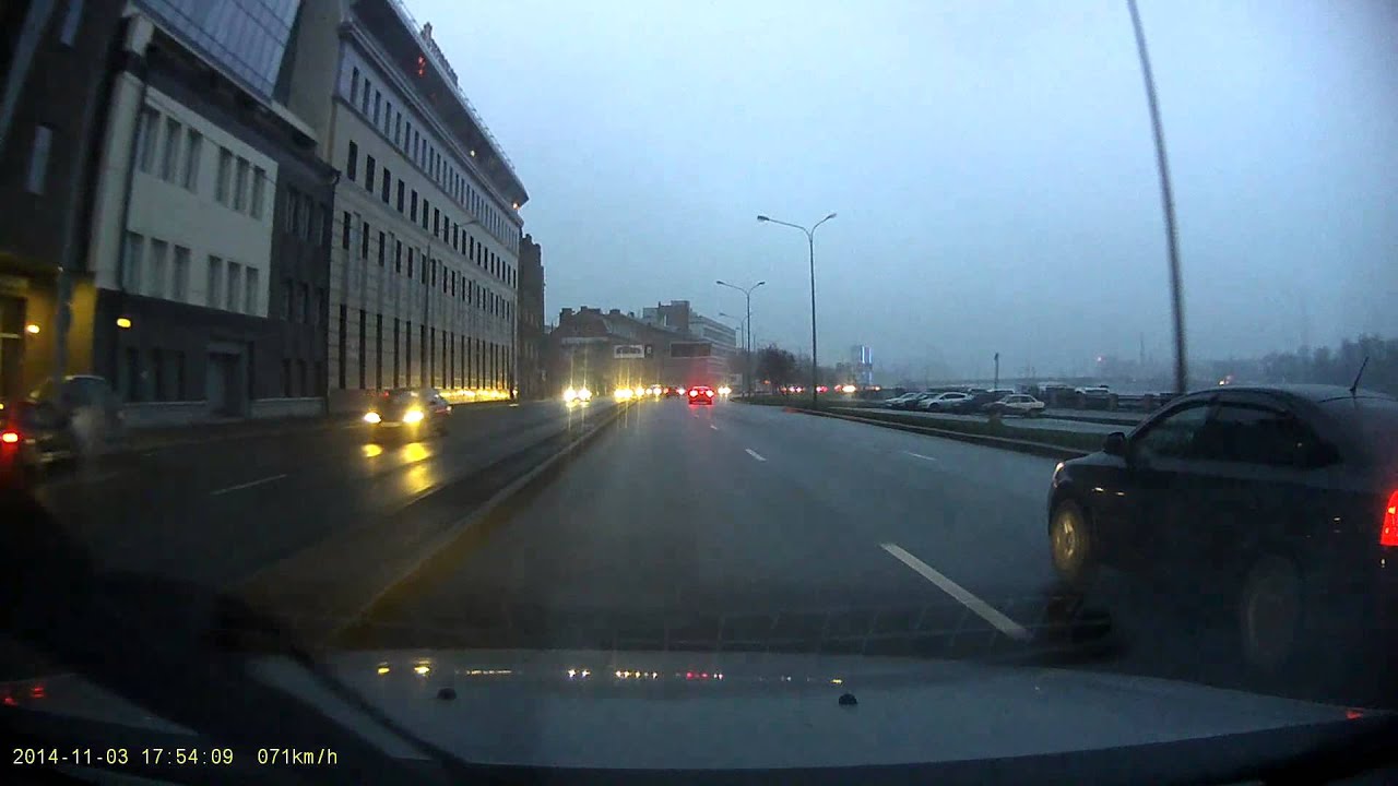 Ситроен на выборгской набережной Ситроен на выборгской набережной