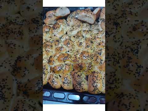 فطاير عجينة هشة بحشوة الجبنة للفطار والعشا معجنات سهلة وسريعة التحضير