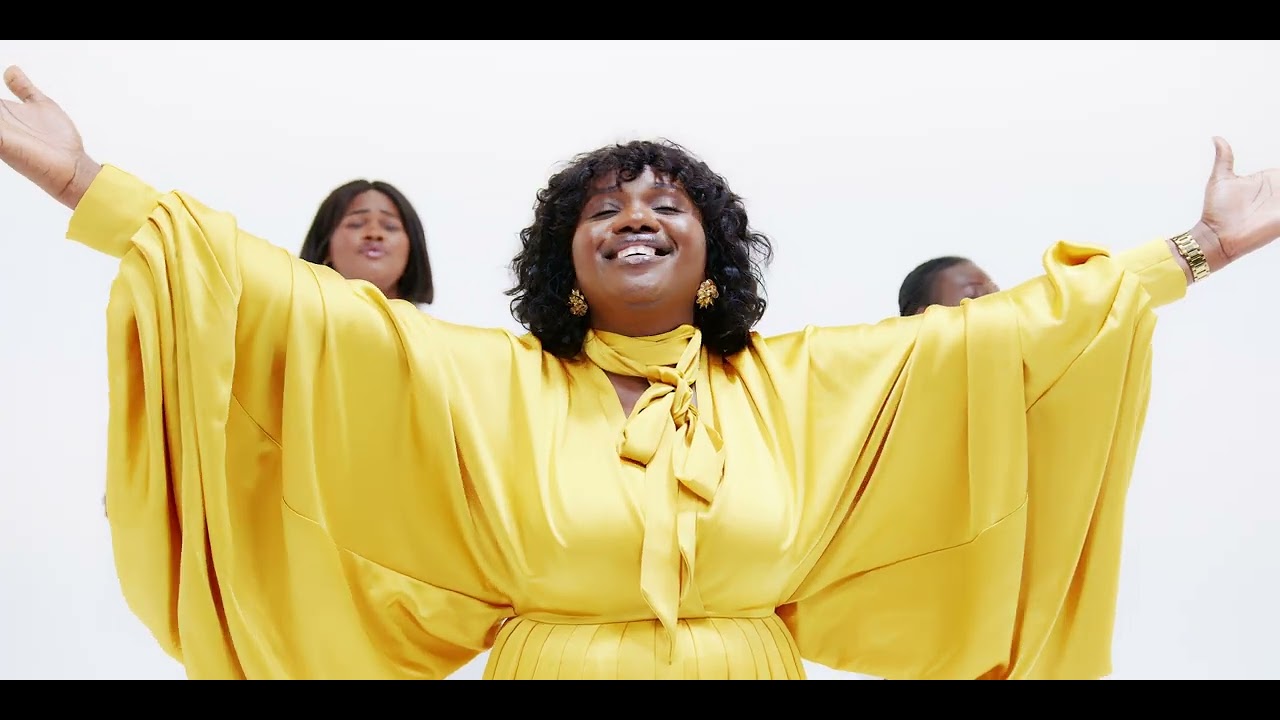 Esther Maryse -Jesus Règne ( Clip officielle )
