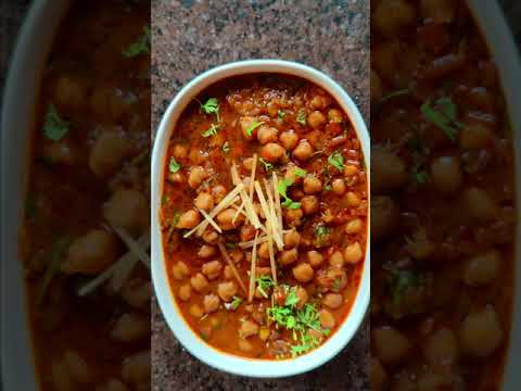 "Pindi Chole" - The most delicious and mouthwatering Indian street food | Chef Cooking Studio