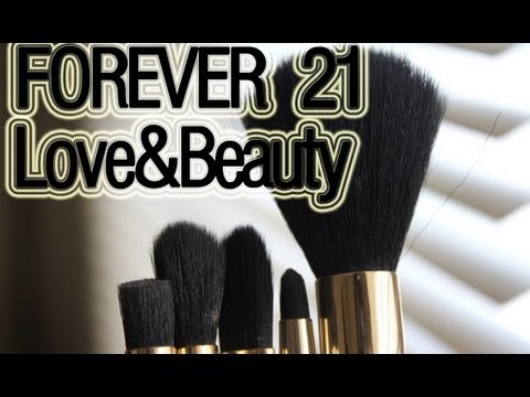 Video: Forever 21 Love and Beauty Eyeshadow Brush Revisión