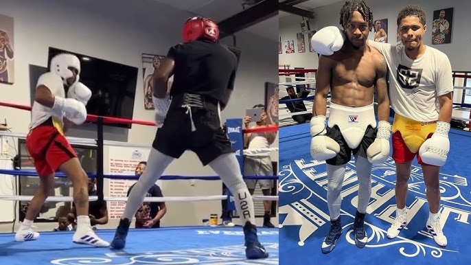 Shakur Stevenson SPARRING Keyshawn Davis: The MATRIX Defense on display -  YouTube