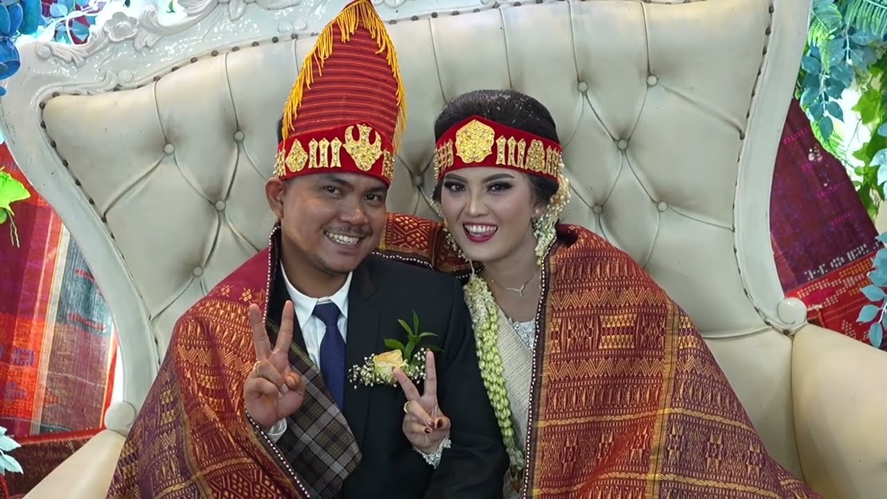 ULAON UNJUK DOLLY SIANTURI & AFSARI SIRINGORINGO PART 2