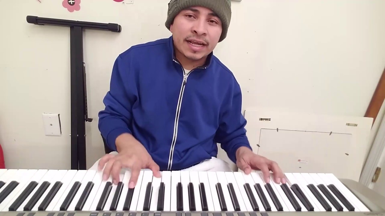 🎼🎶🎹😱Como tocar Coros alegres en 