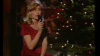 Pernilla Wahlgren - När Det Lider Mot Jul ("Söndagsöppet" 1990) chords