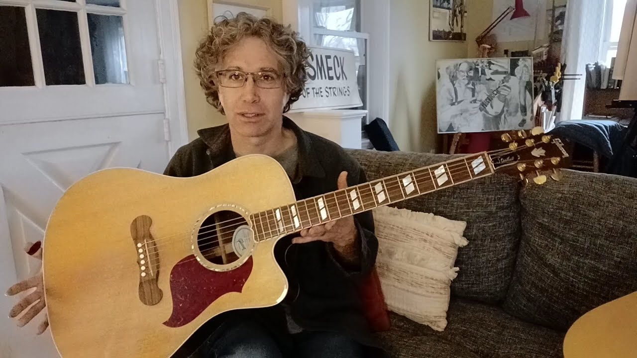 A Gibson Songwriter Deluxe Stopped By - YouTube