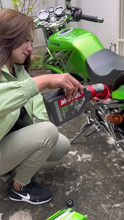 Tutorial cara ganti oli samping motul untuk kawasaki ninja r 150cc sendiri