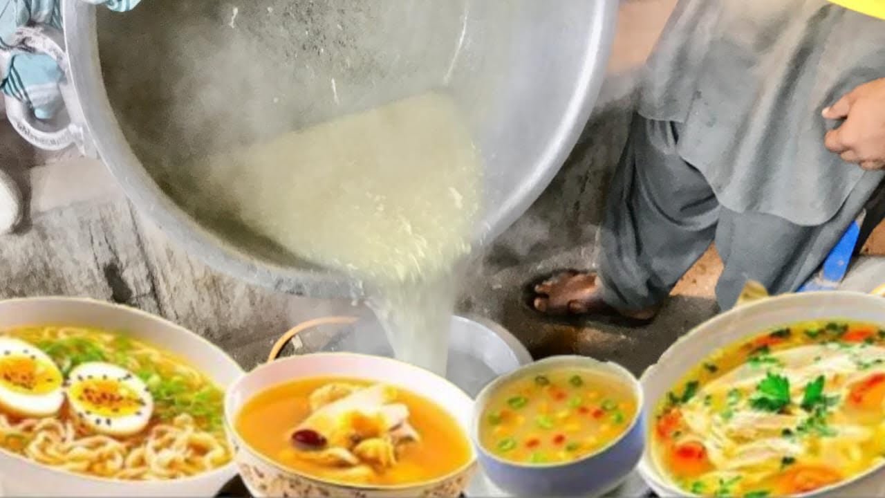 Qurshi Chicken corn soup live Makking road side winter street drink spicy egg & heathly chicken soup