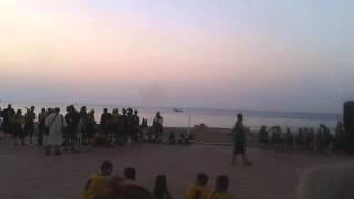 desembarco .. PIRATAS BERBERISCOS COGIENDO REHENES MOROS..