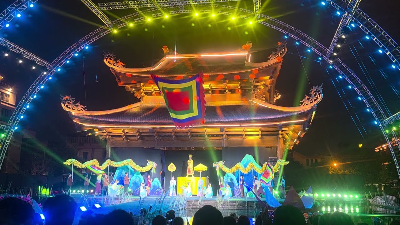 Anh hùng cờ lau - Show diễn thực cảnh ở Ninh Bình