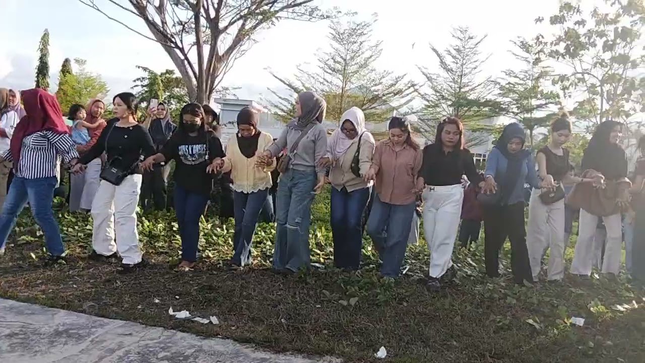 Dero Parigi Desa Bambalemo jalan Pantai SMK 