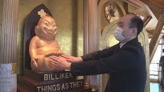 ビリケンさん、おかえり 通天閣「エアタッチでね」