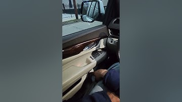 2017 Cadillac Escalade - How to Operate the Memory Seat Settings