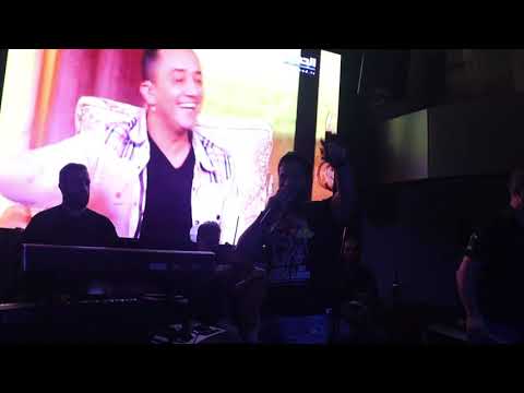 النجم عماد حاوي فهو مطرب ملك